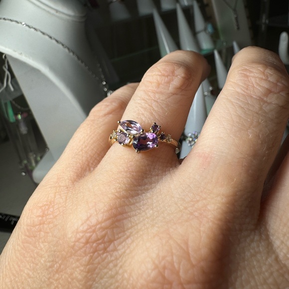 Purple African & Brazilian Amethyst with White Zircon 10k Gold Ring, Size 6 - Picture 8 of 11